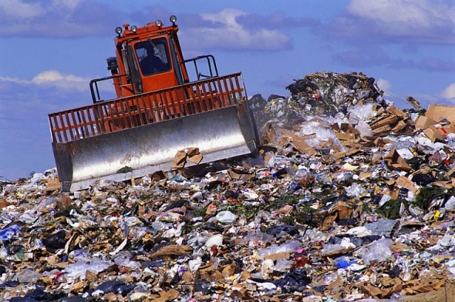 Лише 4% сміття в Україні переробляється або утилізується на сміттєспалювальних заводах