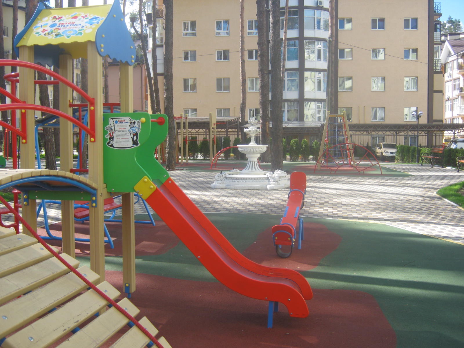 Що ми знаємо про квартири в паркових зонах і поруч з Києвом