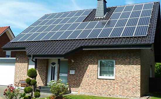 Гранти компенсуватимуть 60% вартості домашніх систем відновної енергії 