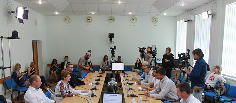 Активісти вказують облпрокуратурі на беззаконня у Приірпінні 