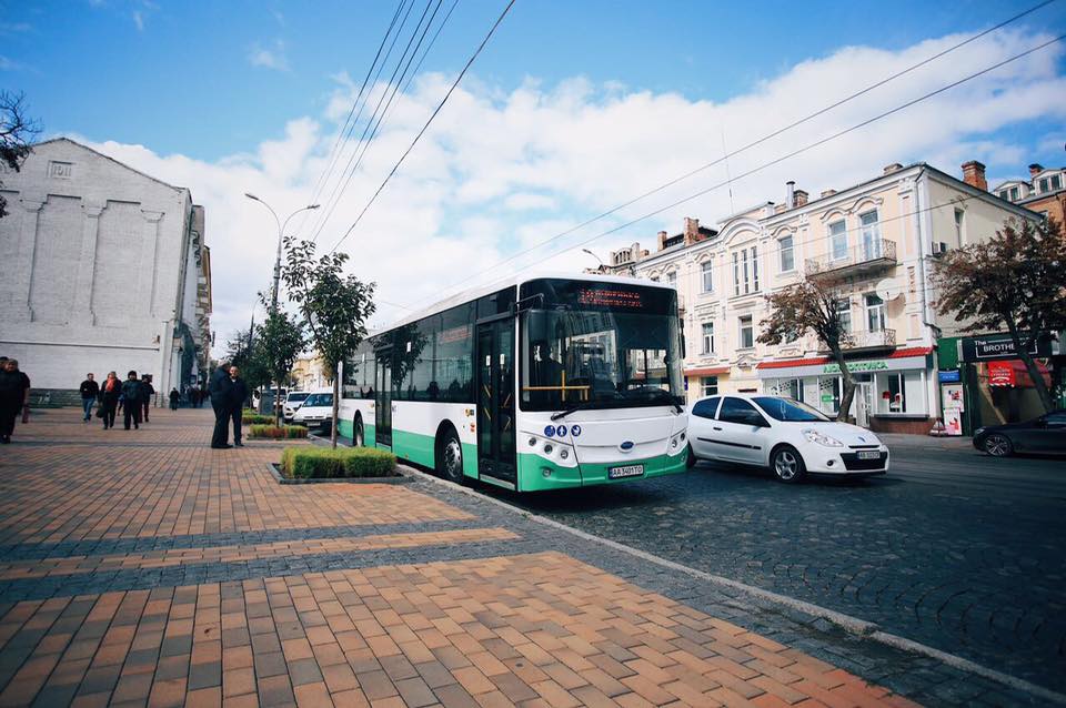 Перший електробус вийшов на Київський маршрут 