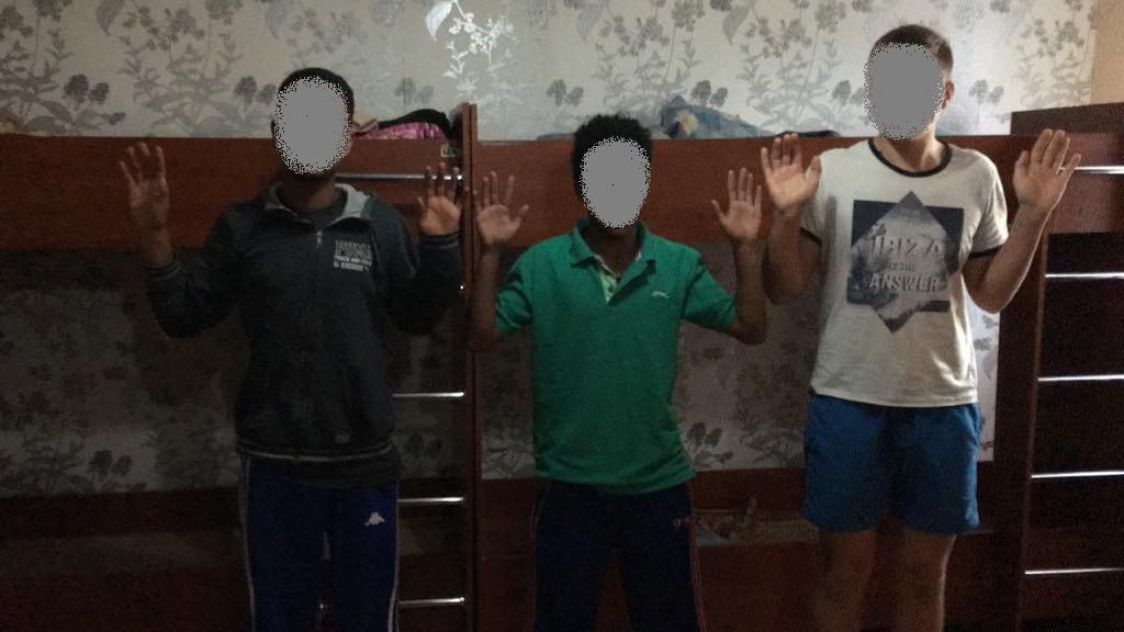 СБУ затримала керівництво вузу в Бучі за вимагання хабарів зі студентів (+фото)