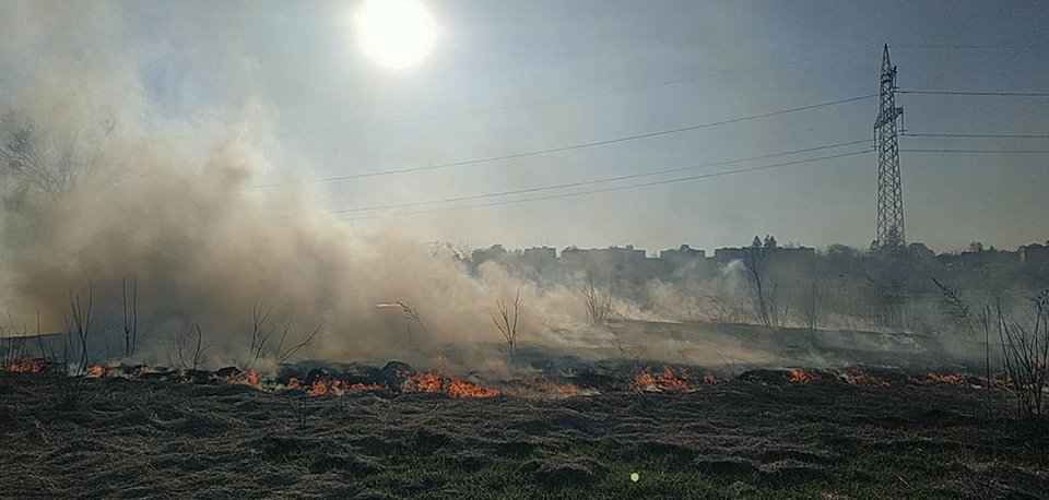 Високий рівень пожежної небезпеки: у зоні ризику – Київ, Чорнобиль, Бориспіль, Баришівка, Миронівка 