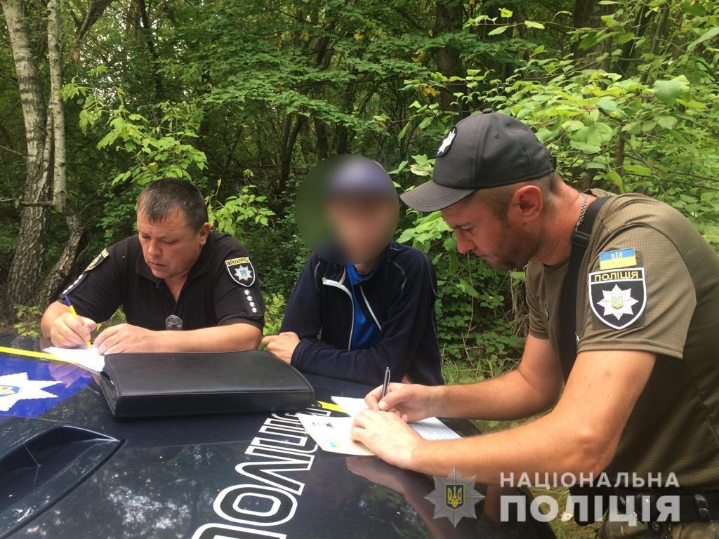 Радіаційна черниця: у зоні відчуження ЧАЕС затримано збирачів ягід на продаж 