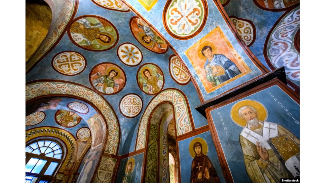 Українська, польська, чеська та англійська мови на старовинних фресках Софії Київської 