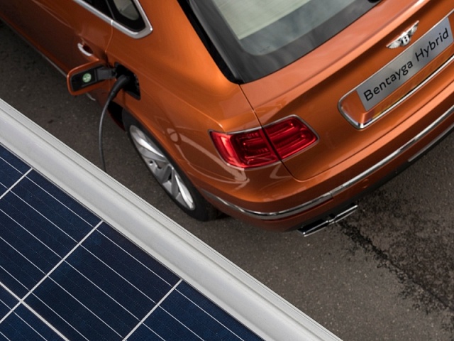 Передовий досвід: завод з виробництва Bentley повністю перейшов на відновні джерела енергії