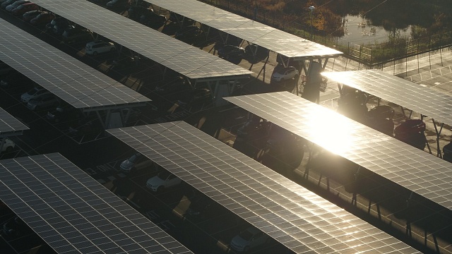 Передовий досвід: завод з виробництва Bentley повністю перейшов на відновні джерела енергії