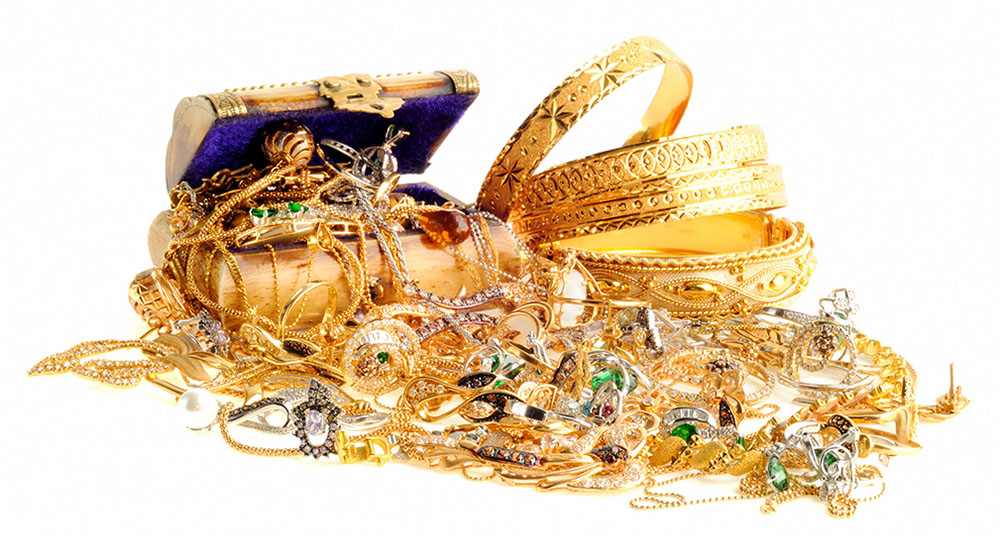 Побоялася чоловіка: здала коштовності в ломбард і заявила в поліцію про пограбування