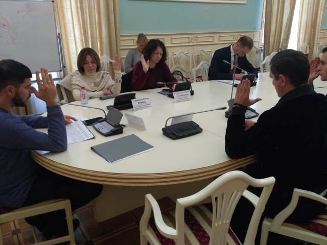 За півтора мільйона річку Либідь очистять від сміття і намулу 