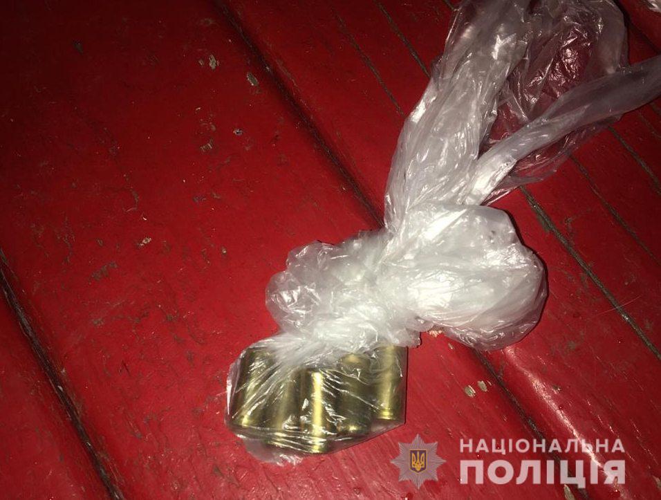 Не розминулися в дверях: подробиці побиття зі стріляниною та затримання нападника (фото, відео) 