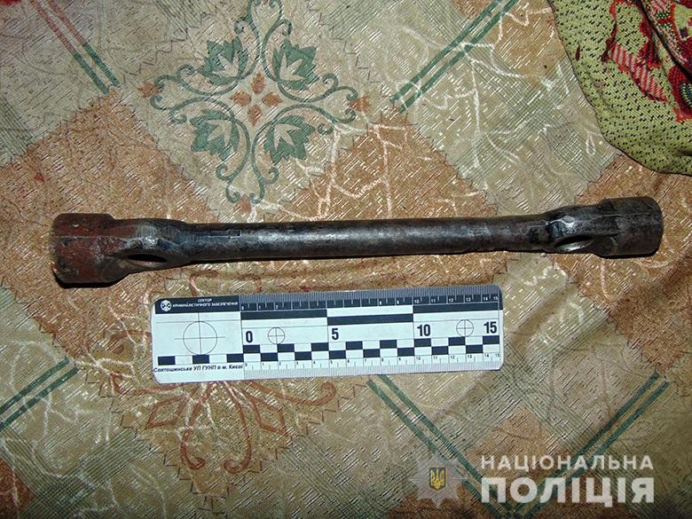 Рецидивіст розбив знайомому голову гайковим ключем 