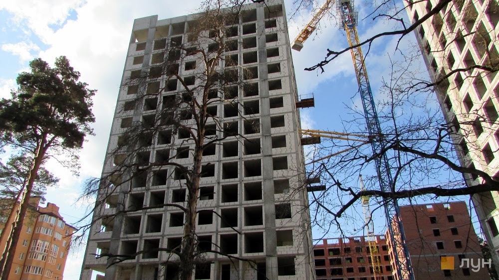 Містобудівні умови на 14 поверхів замість 5 дозволених: відкрито кримінальне провадження проти чиновників Ірпіньради 