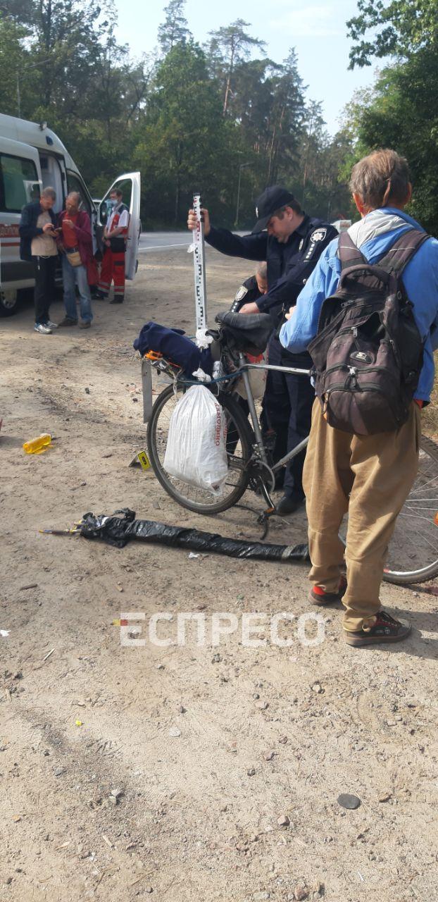 Водій на смерть збив велосипедиста і втік з місця ДТП – розшукують свідків аварії (+ фото)