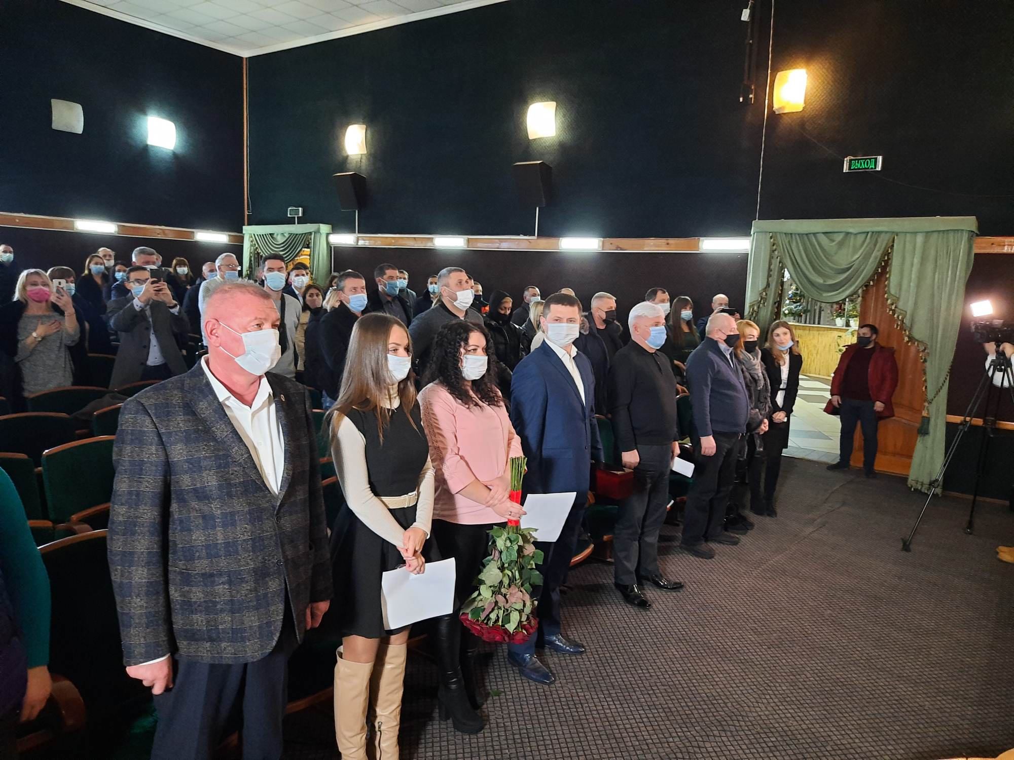 У Гостомелі проходить установча сесії новообраної ради 