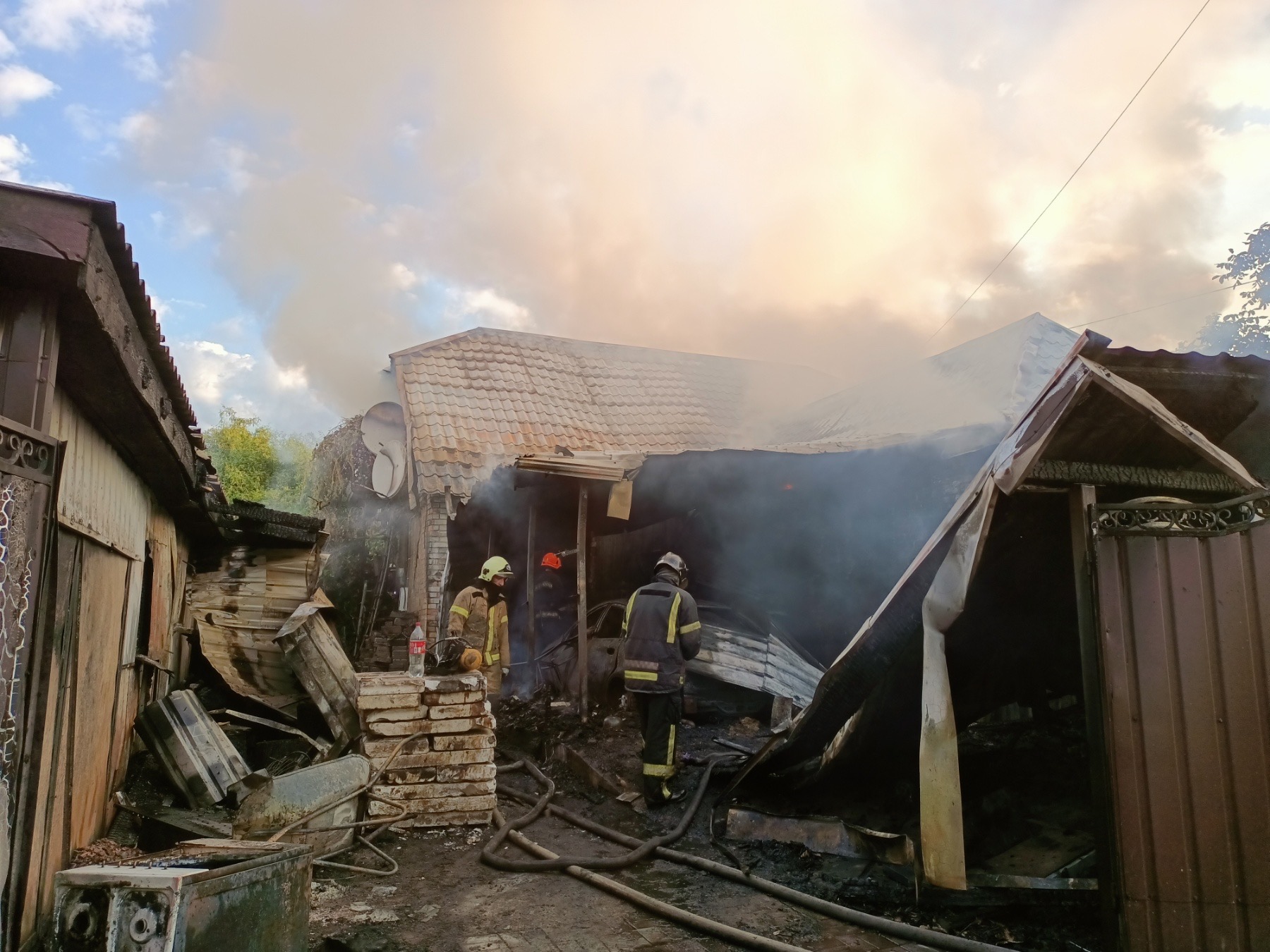 Пожежа в Бучі: вогонь знищив другий поверх та прибудову приватного будинку