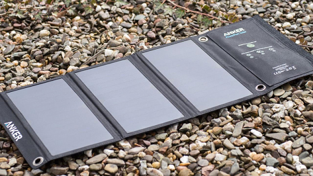 Мобільна розкладна сонячна панель за $ 270 знадобиться на відпочинку та в форс-мажорних ситуаціях (+ фото) 