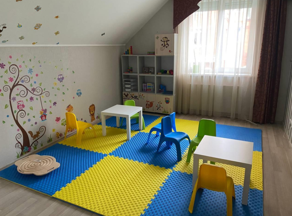 Психологічний центр «HoldYou» надає людям допомогу в Ірпені (+ фото)