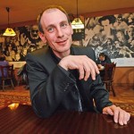 Самосіл чорнобильської зони отримує електроенергію із саморобного вітряка