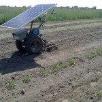 Фермер із Чернігівщини сконструював мотоблок, що працює від енергії сонця