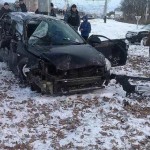 Один загиблий і троє травмованих: на переїзді електричка протаранила Кіа