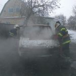 У дворі загорівся мікроавтобус «Фольксваген»