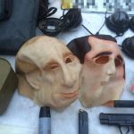 Під Бородянкою затримано банду, яка грабувала іноземців в масках Путіна (+відео)