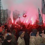 Ірпінь нагадав про Майдан: кількахвилинна сесія та мітинг з файєрами під міськрадою