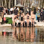 Як у Ворзелі на Водохреща святу купель приймали