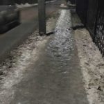 Ірпінь зимовий: на дорогах затори, на тротуарах — товща льоду