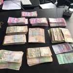 860 підробних іPhone Apple із запчастинами на загальну суму 6 мільйонів, які поширювалися на всю Україну, викрили правоохоронці