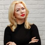 Звільнена з посади за політичними мотивами директорка стадіону втратила дитину: наразі справа в суді (відео)