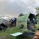 Густі клуби диму над Депутатською вулицею – у Бучі згоріли склади (+ фото, відео)