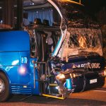 Міжміський автобус врізався у вантажівку – постраждало троє людей (відео)
