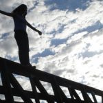 Жінка вирішила вчинити самогубство через зраду чоловіка – від смерті її врятував небайдужий очевидець