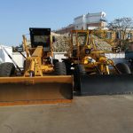 Кучугури солі та піску – комунальники готуються до снігу (+ фото)