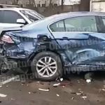 Жінка-водій напідпитку розтрощила на зупинці 6 авто