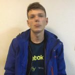 Молодик системно нападав і грабував пенсіонерів, які поверталися з магазинів (+ фото)