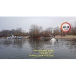 Із Дніпра витягували затонулу яхту з екіпажом (+ фото, відео)