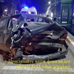 Переслідуваний поліцією водій буса розтрощив три автомобілі і далі тікав пішки