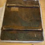 З України намагалися вивезти старовинні ікони, заховавши їх в ноутбук