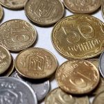 З наступного тижня магазини не прийматимуть старі купюри: куди їх подіти