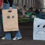 В Україні забороняються пластикові пакети: штраф від 1,7 до 8,5 тисячі грн