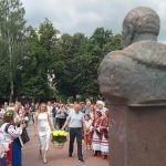 Про Орликів та традиції народовладдя: у Гостомелі відзначили День Конституції (+ фото)