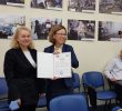 Журналістку з Ірпеня Вікторію Ковальову відзначили подякою НСЖУ