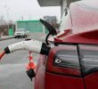 Статистика легкових авто, куплених українцями за листопад і 2022 рік, та відсоток електромобілів