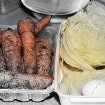 У зоопарку готують тваринам їжу на дровах та закликають допомагати (+ фото)