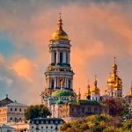 Зачинено Успенський собор і Трапезну церкву київської Лаври: працює комісія